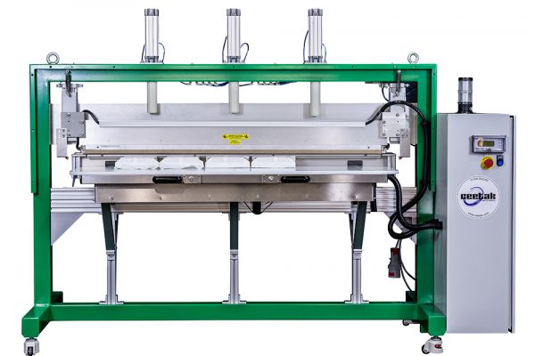 Sealing Machine photography for local Bedfordshire client Ceetak Ltd